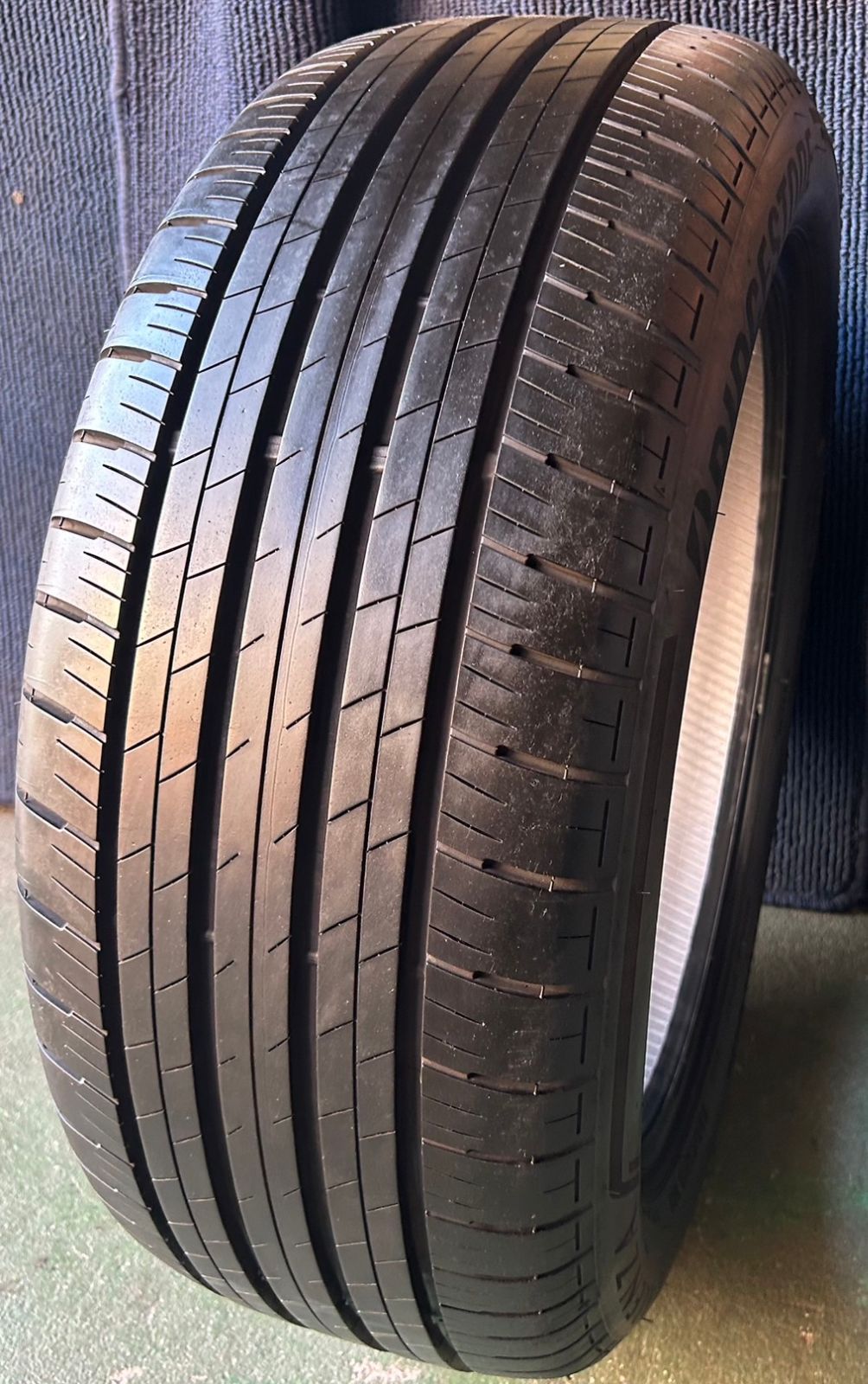 製造 溝8.5分山 BRIDGESTONE ALENZA 1本 225 50R18 側面傷あり ASP3264