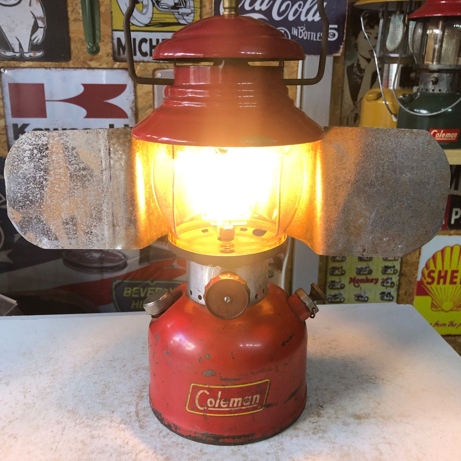 1956年9月製造 コールマン 200A ランタン （イエローボーダー