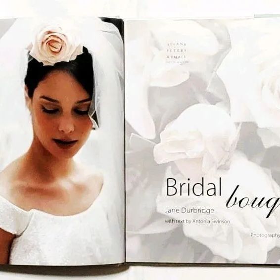 Bouquets by Bill Mixson　ウエディングの大判の本 ISAMU INTERNATIONAL_IN-275(OW) | ウエディングドレス.jp