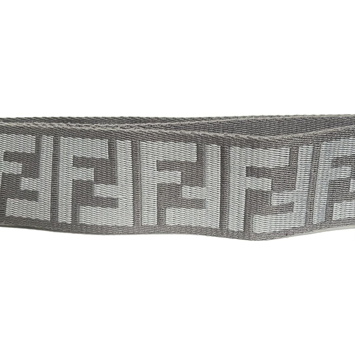 【ツァンイーシン】FENDIレザー切替ズッカ柄 クロスストラップ FENDI(フェンディ) ショルダーストラップ - グレー×ライトグレー