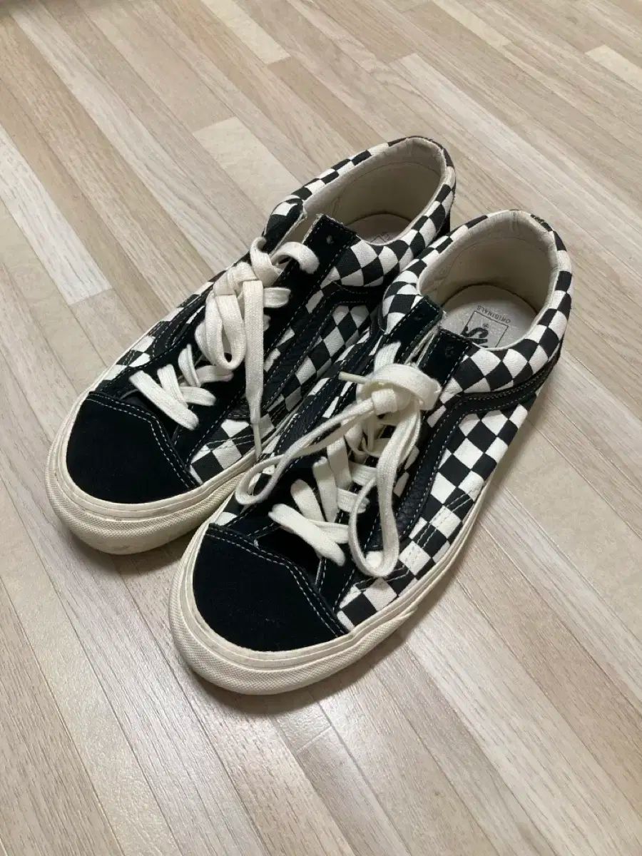 VANS(バンズ) x モダニカ スタイル 36 ボルト （ 275 ）