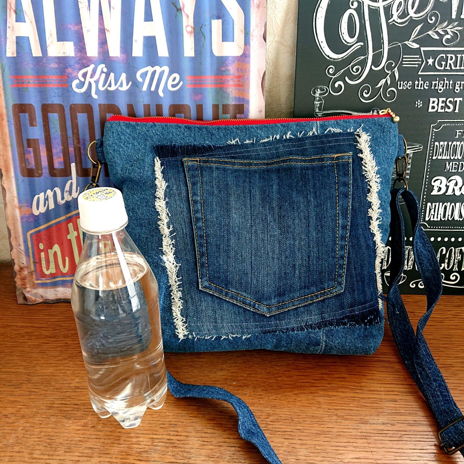 67☆USEDデニムリメイク ショルダーバッグ サコッシュ ジーンズ