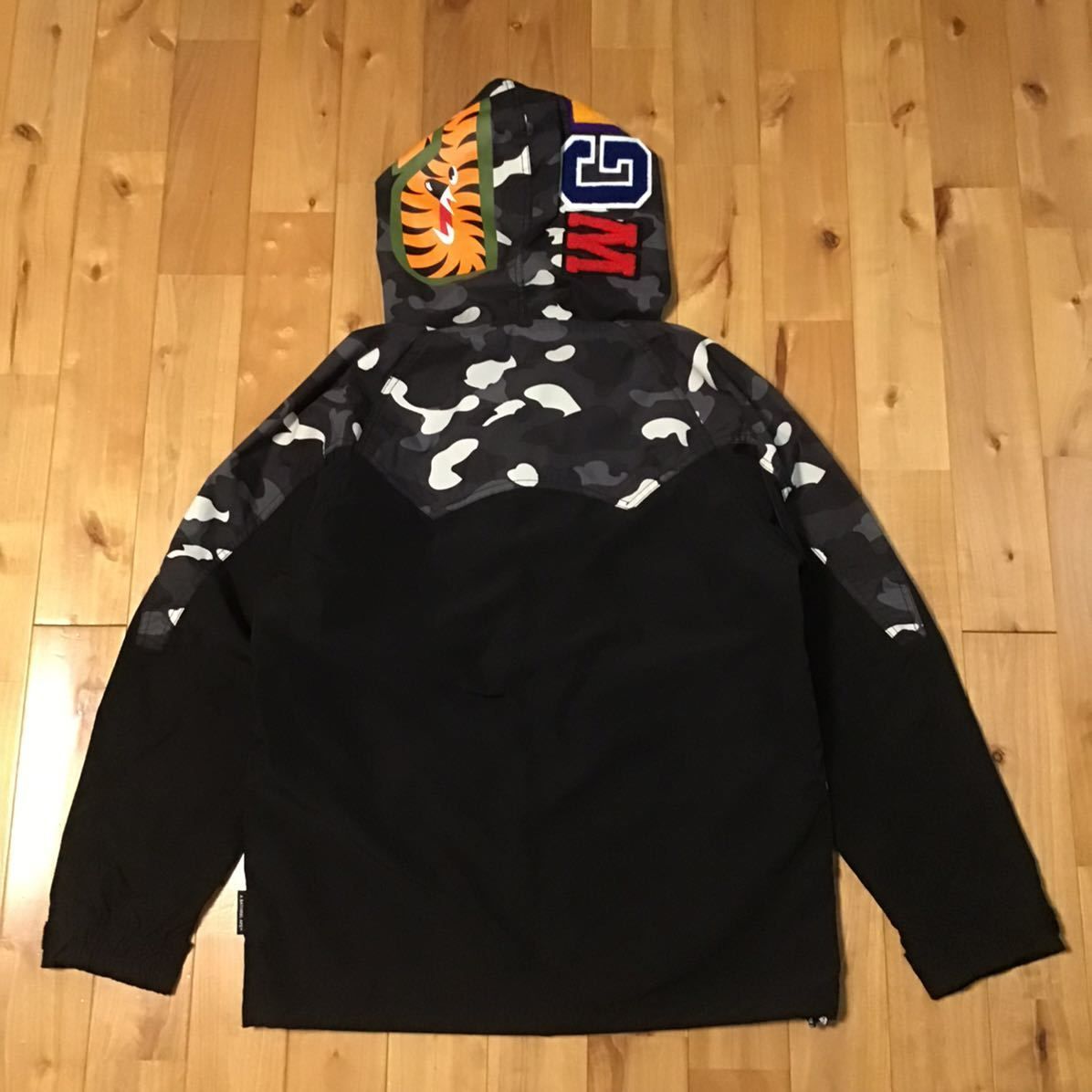 大人気 パーカー シャーク camo city hoodie BAPE jacket board