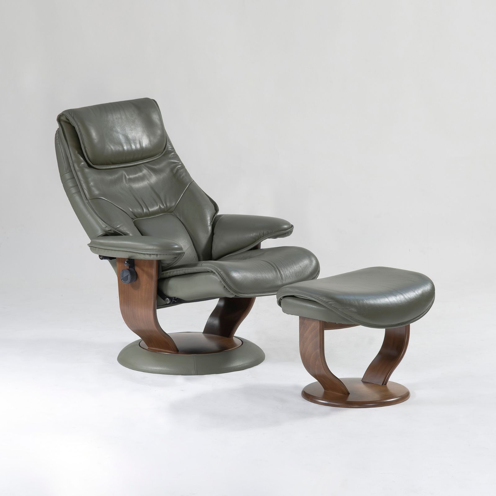 リクライニングチェア カリモク Karimoku RU56 オットマン付 1 レザー 本革 ハーフレザー 回転式 ハイバック シングルソファ ラウンジチェア 一人掛け 和モダン 北欧 ナチュラルモダン 国産家具 家具