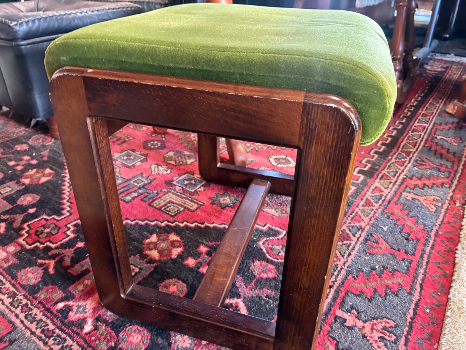 カリモク|スツール|椅子|インテリア