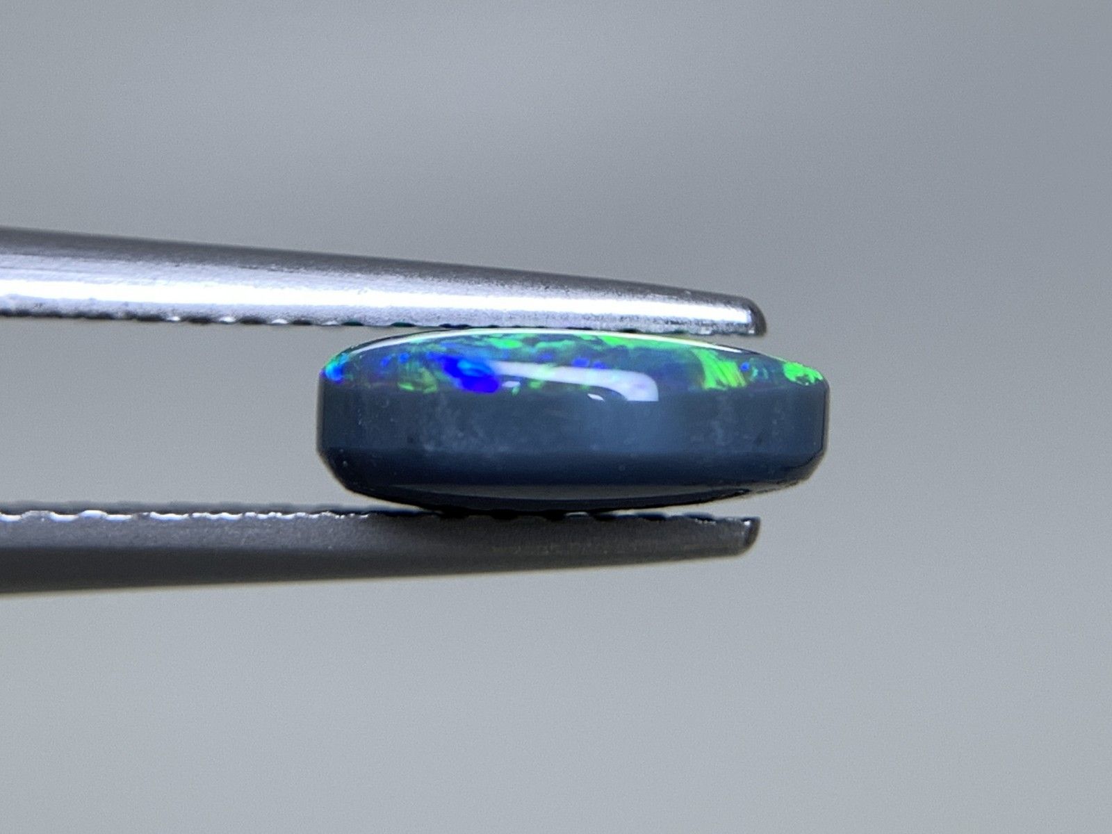 ブラックオパール