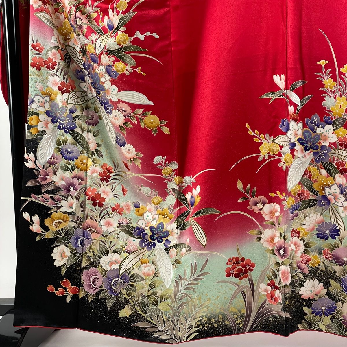 振袖 身丈163.5cm 裄丈68cm L 袷 桜 桜の花びら 金糸 金彩 赤 正絹 美