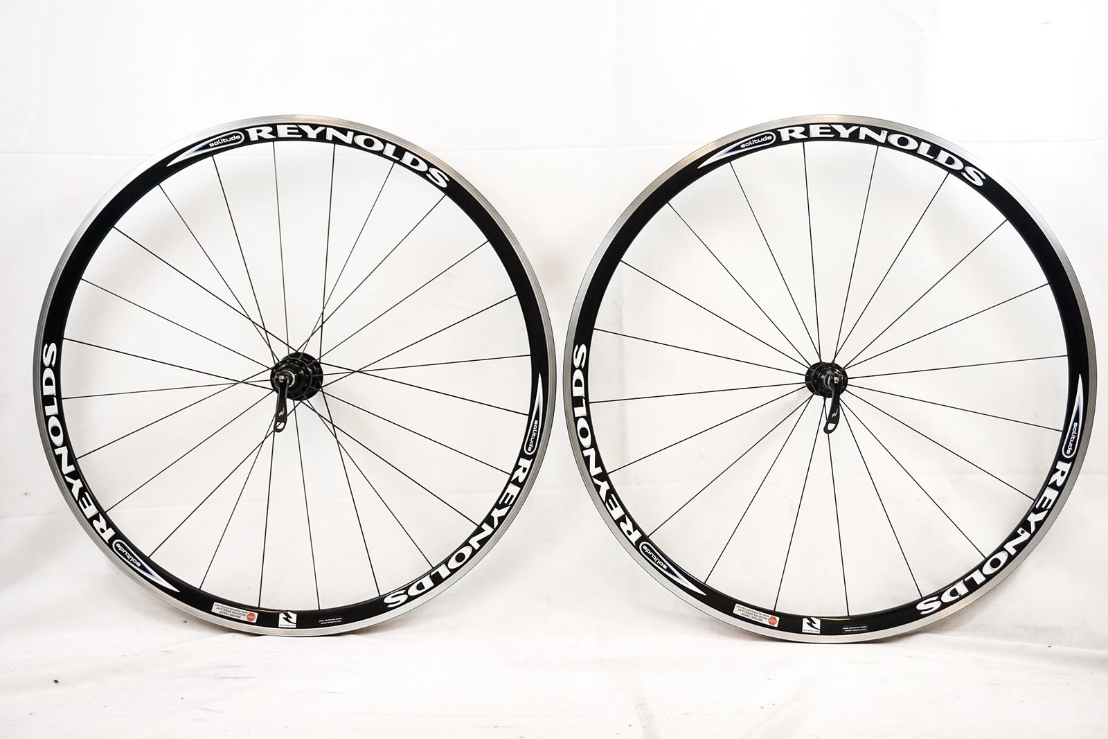 ★未使用品　REYNOLDS SOLITUDE シマノ11速 ホイールセット REYNOLDS 「レイノルズ」 SOLITUDE シマノ11速 ホイールセット
