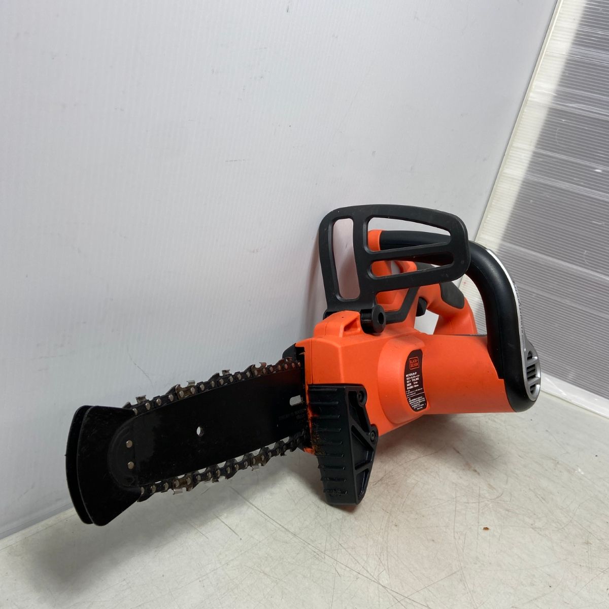 ブラックアンドデッカー チェーンソー