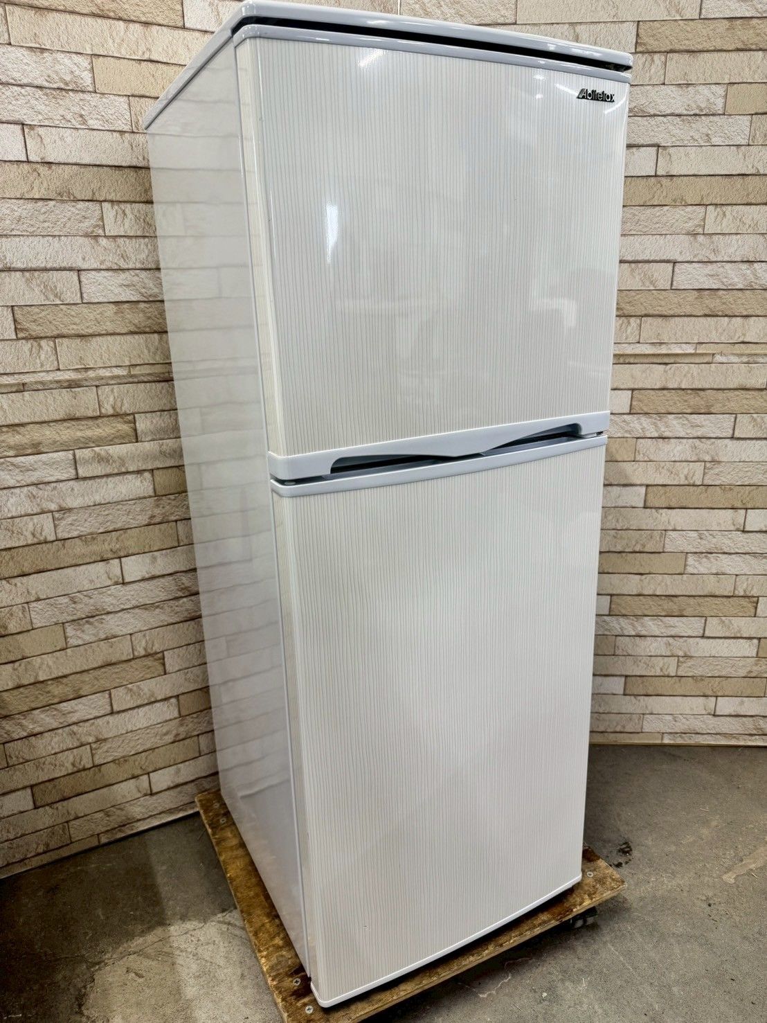 ○大阪限定○配送無料○2021年製○アビデラックス ②○AR-143E○冷蔵庫