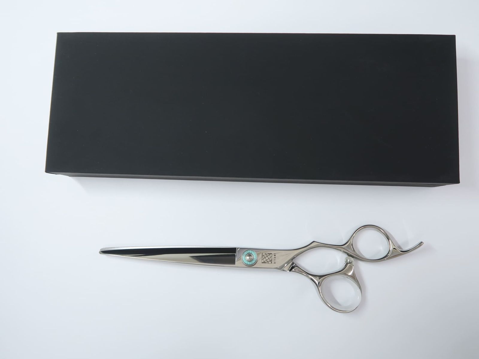 Sランク【UTSUMI ウツミ 内海】 ergu ER700 シザー 美容師・理容師 7.0