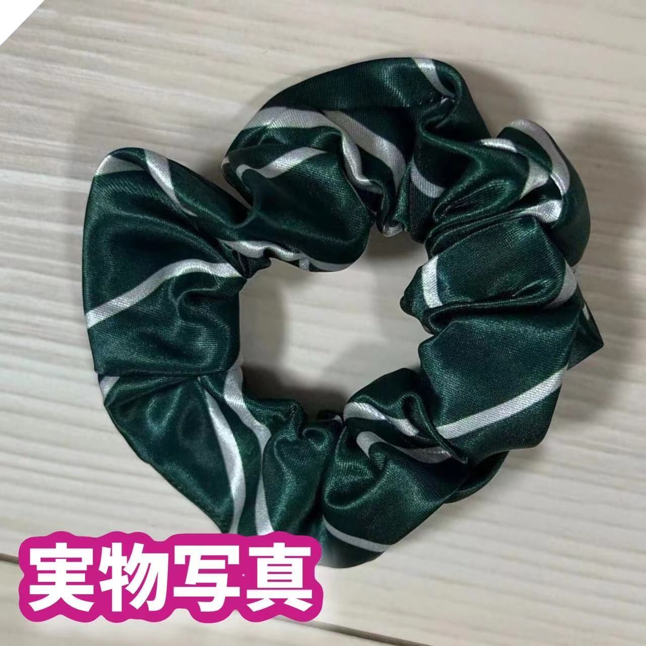 ハリーポッタースリザリン(杖+ネクタイ+ゴム)高品質コスプレ4点!_1 ハリーポッター スリザリン (杖+ネクタイ＋ヘアゴム)高品質