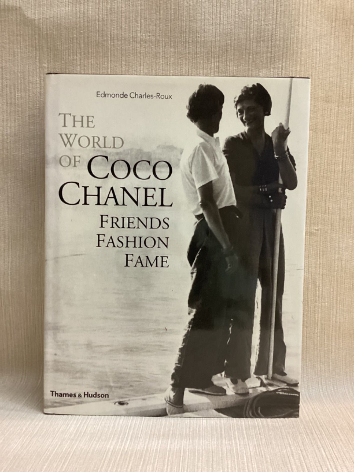 The World of Coco Chanel Friends Fashion Fame ココシャネルの世界
