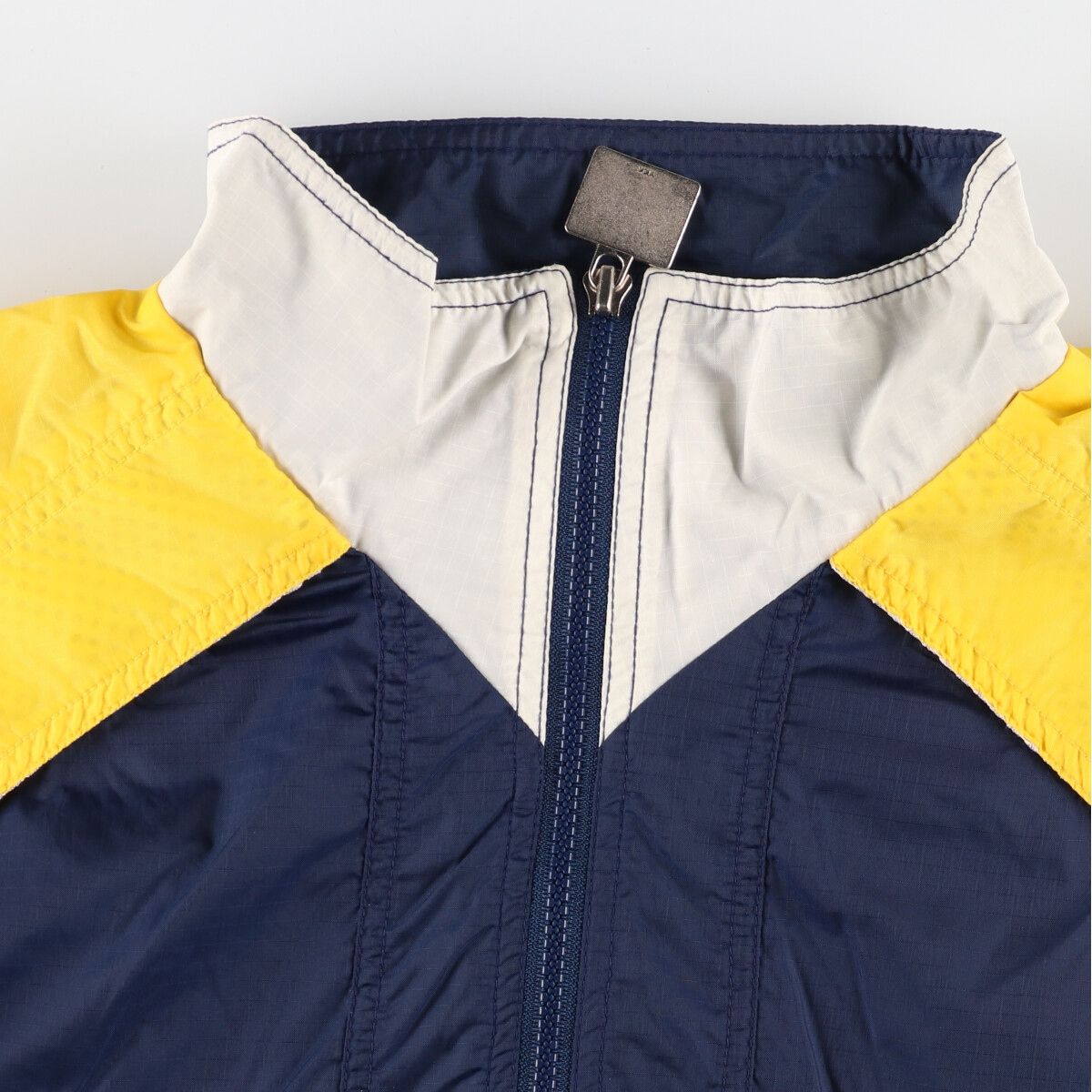 古着 90年代 ナイキ NIKE MICHIGAN ミシガン大学 カレッジ ナイロン