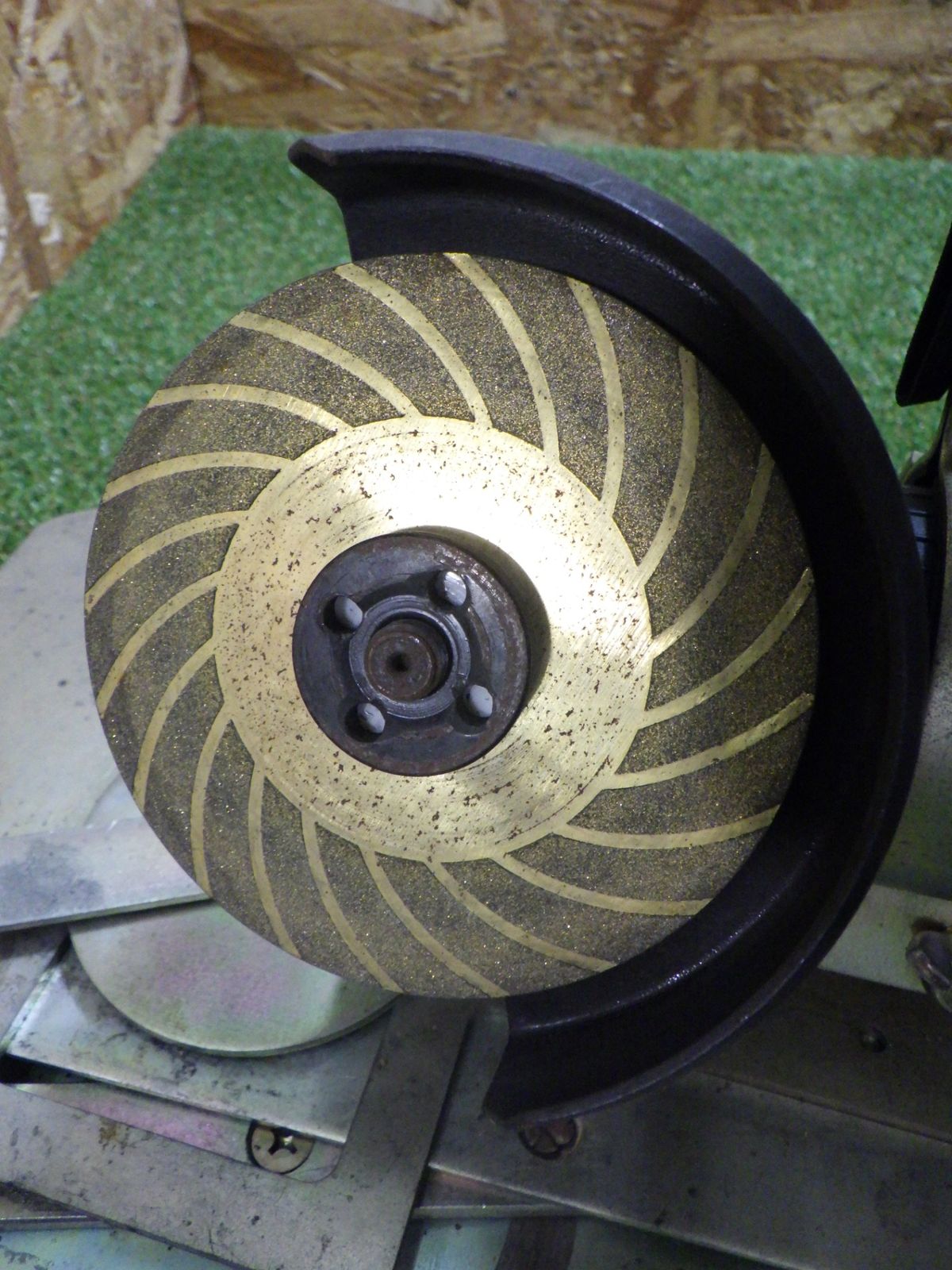 興奮 チップソー研磨機 品番不明 多用途 刈払機 草刈機 品