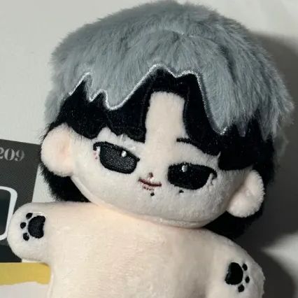 enhpyen ニキ　ぬいぐるみ　10cm 新品　マスター enhypenニキ ぬいぐるみ 10cm 新品 マスター - メルカリ