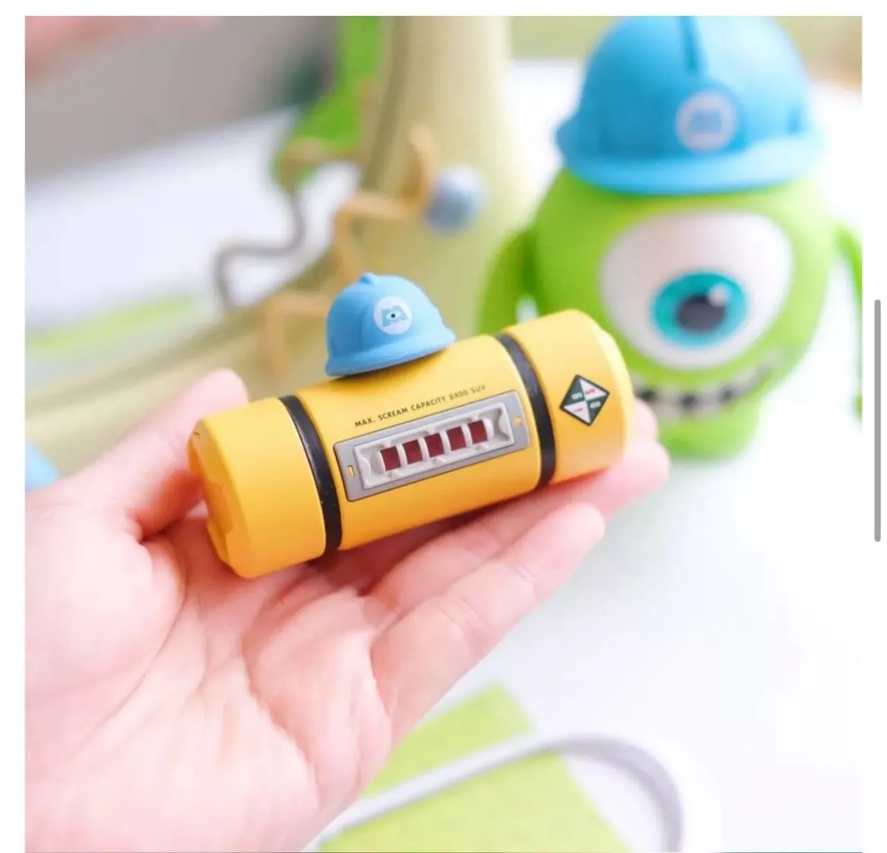 モンスターズインク エネルギータンク型 モバイル 充電器 5000mAh