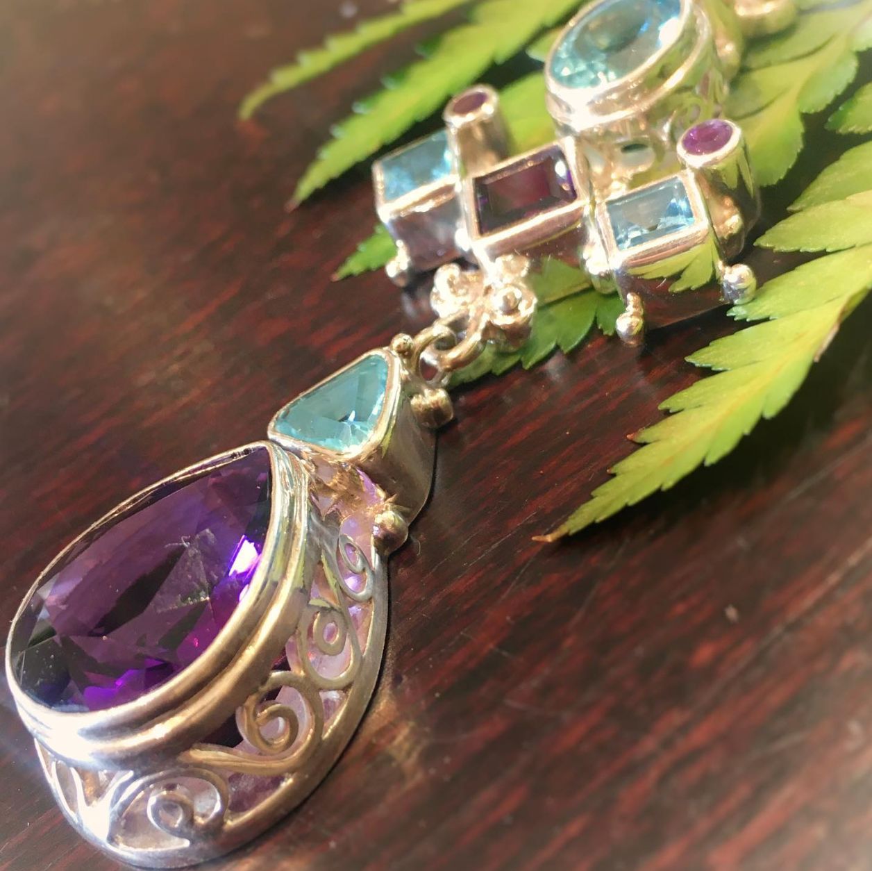 シャンカリ shankari ジュエリー ペンダントベットとネックレス ブルー