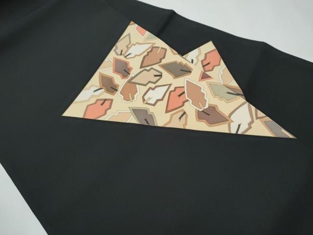 平和屋着物○塩瀬 九寸名古屋帯 型染め 切嵌枝葉文 黒地 金彩 正絹