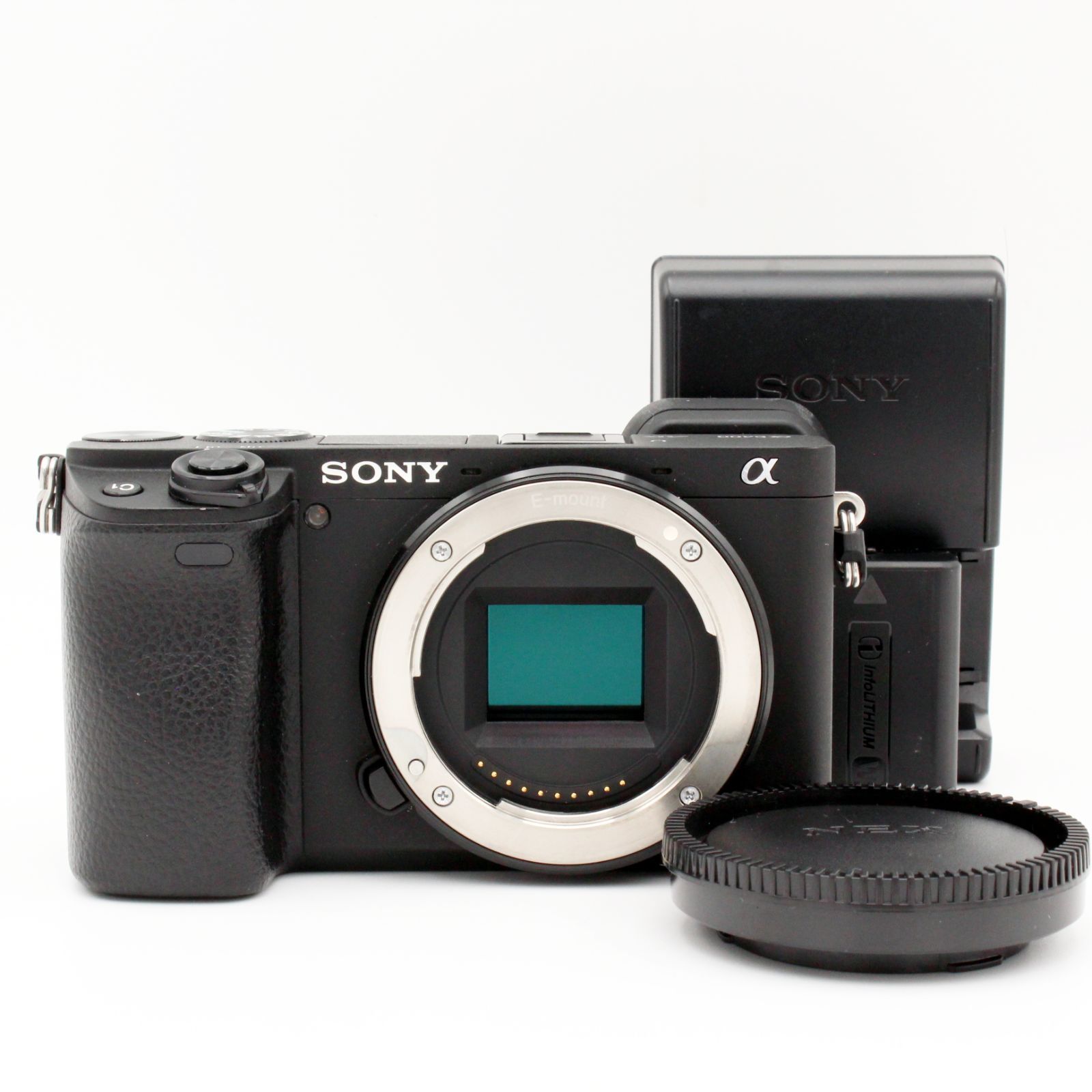 わずかシャッター数11945枚【新品級】SONY α6400 ボディ
