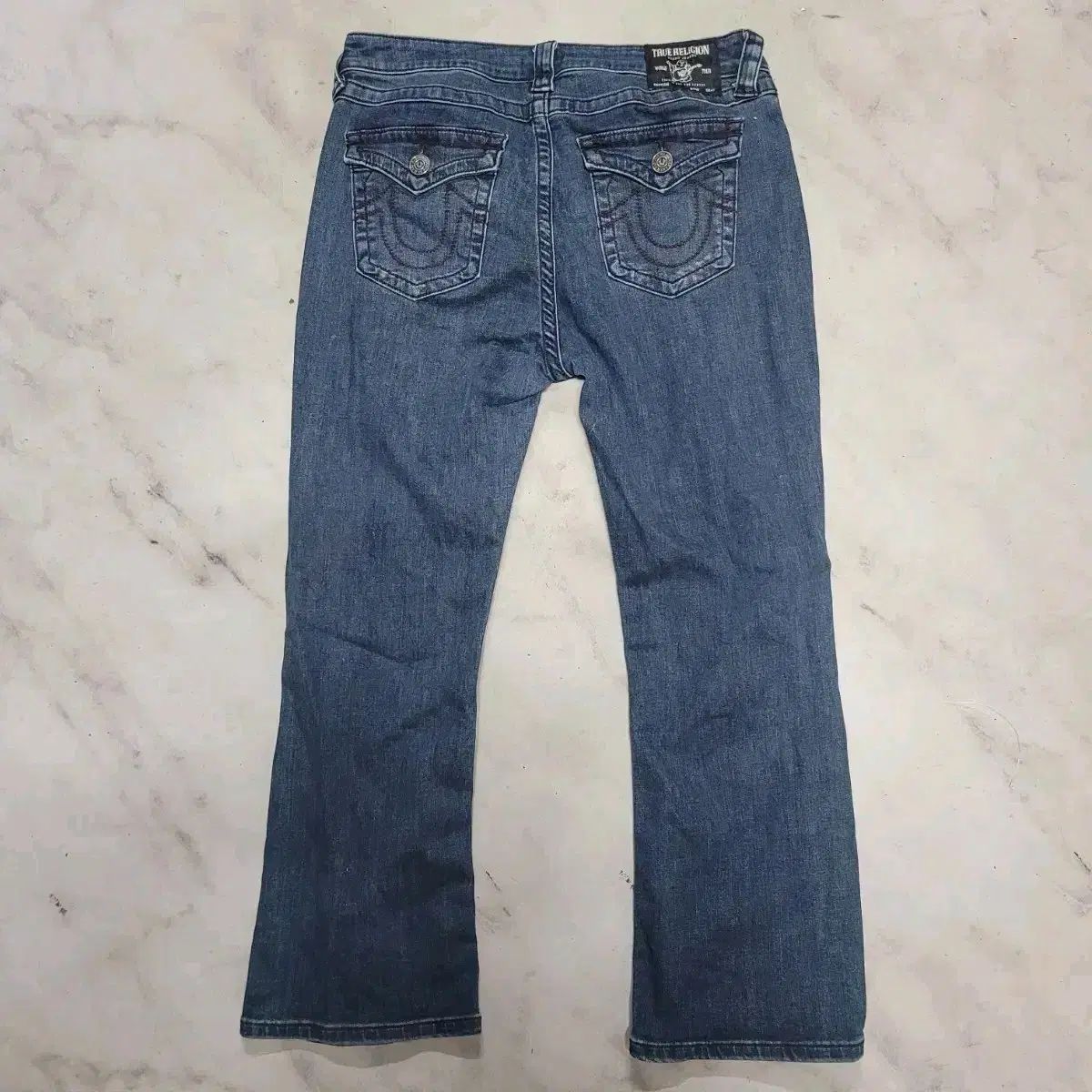 トゥルーレリジョンデニム