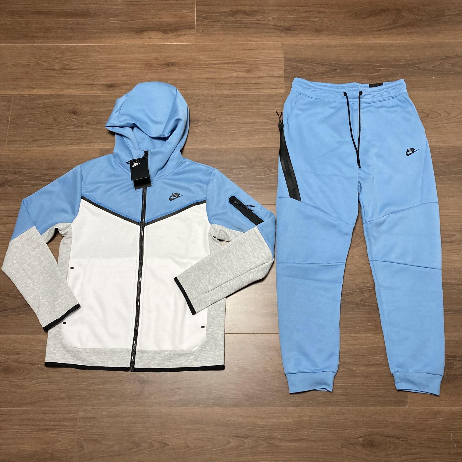 Yahoo!オークション -「nike テックフリース l」(スウェット