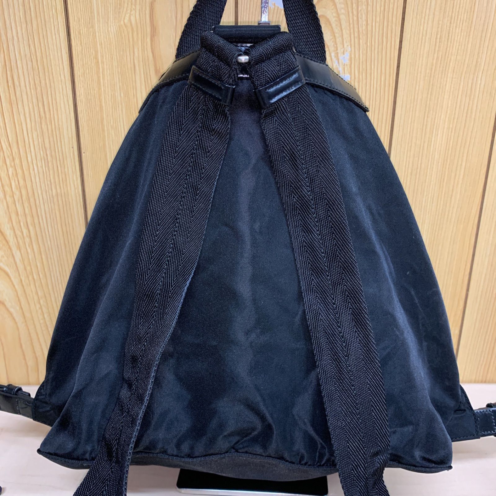 87 PRADA プラダ ナイロン リュック レディース - メルカリ