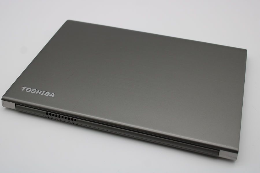 東芝 dynabook R63/J Core i5 7200U 2.5GHz/8GB/256GB(SSD)/13.3W