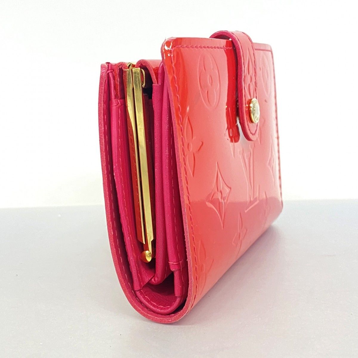 ルイヴィトン ヴェルニ 折財布 ポルトフォイユ・ヴィエノワ ローズポップ ルイヴィトン ヴェルニ 折財布 ポルトフォイユ・ヴィエノワ ローズポップ