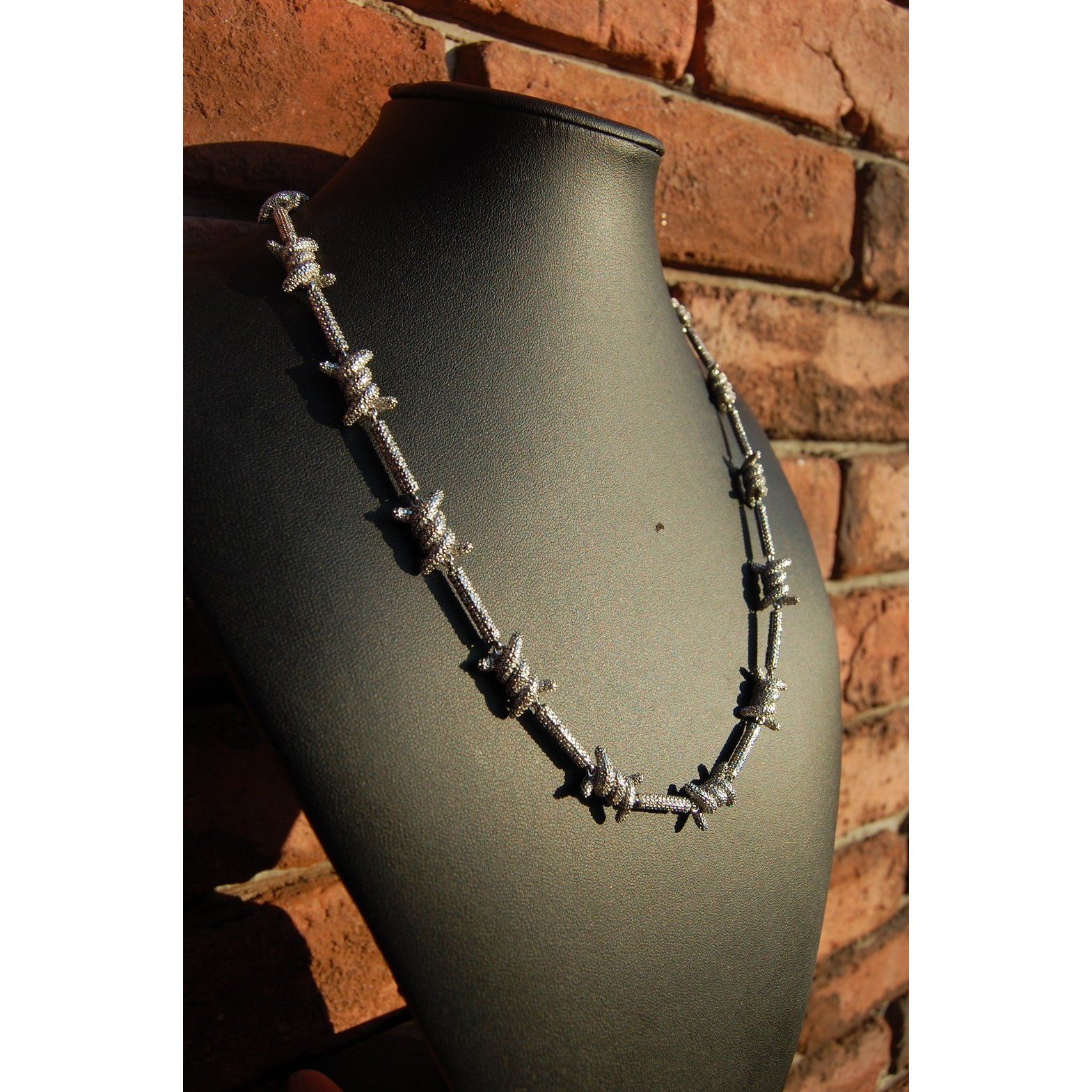 ole only Barbed Wire Motif ネックレス 有刺鉄線 モチーフ シルバー 
