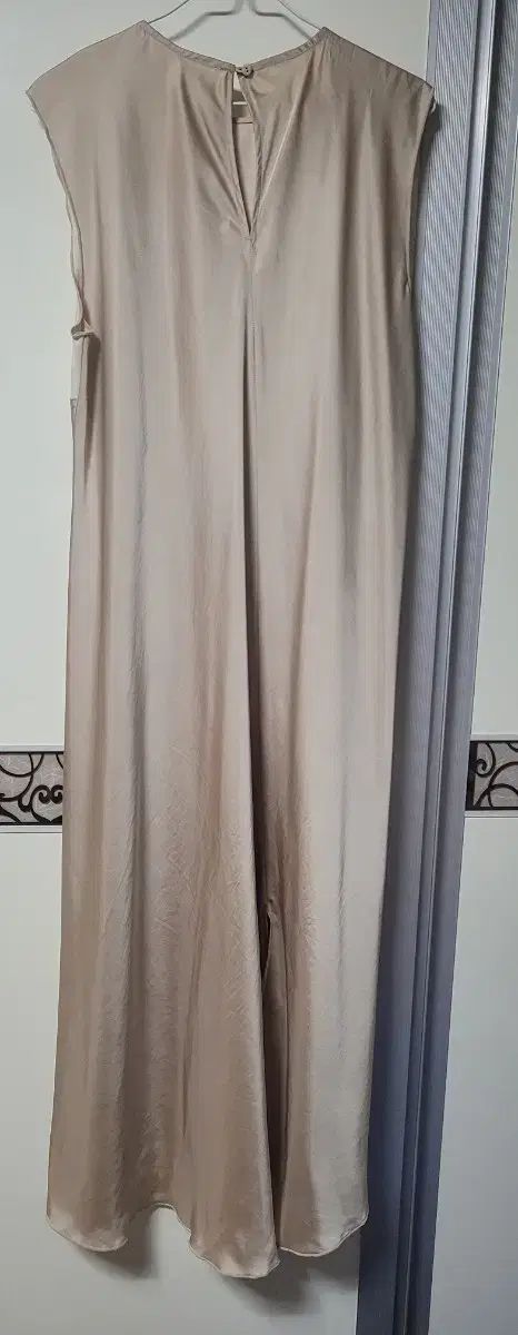 ロング丈ワンピース