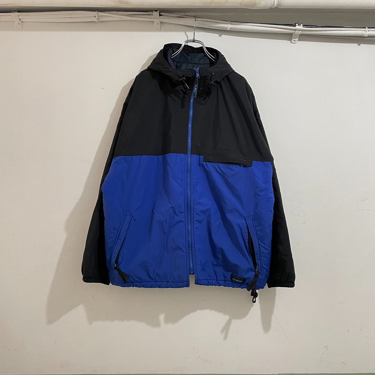 LL BEAN NYLON PARKA FULL ZIP THINSULATE BLUE /BLACK  UT-2415-001