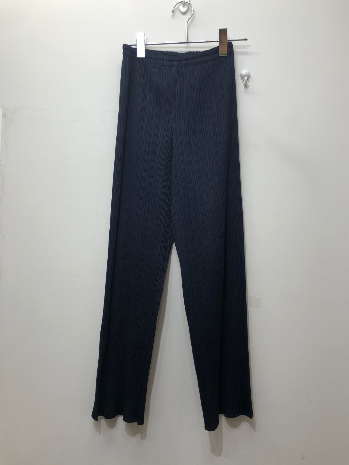 PLEATS PLEASE ネイビーパンツ PLEATS PLEASE ネイビーパンツ PLEATS PLEASE ISSEY MIYAKE