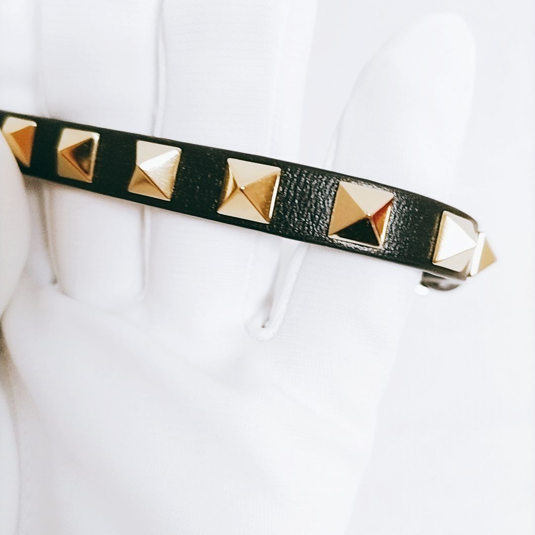 新品未使用】VALENTINO ロックスタッズブレスレット ヴァレンティノ 新品未使用】VALENTINO ロックスタッズブレスレット ヴァレンティノ