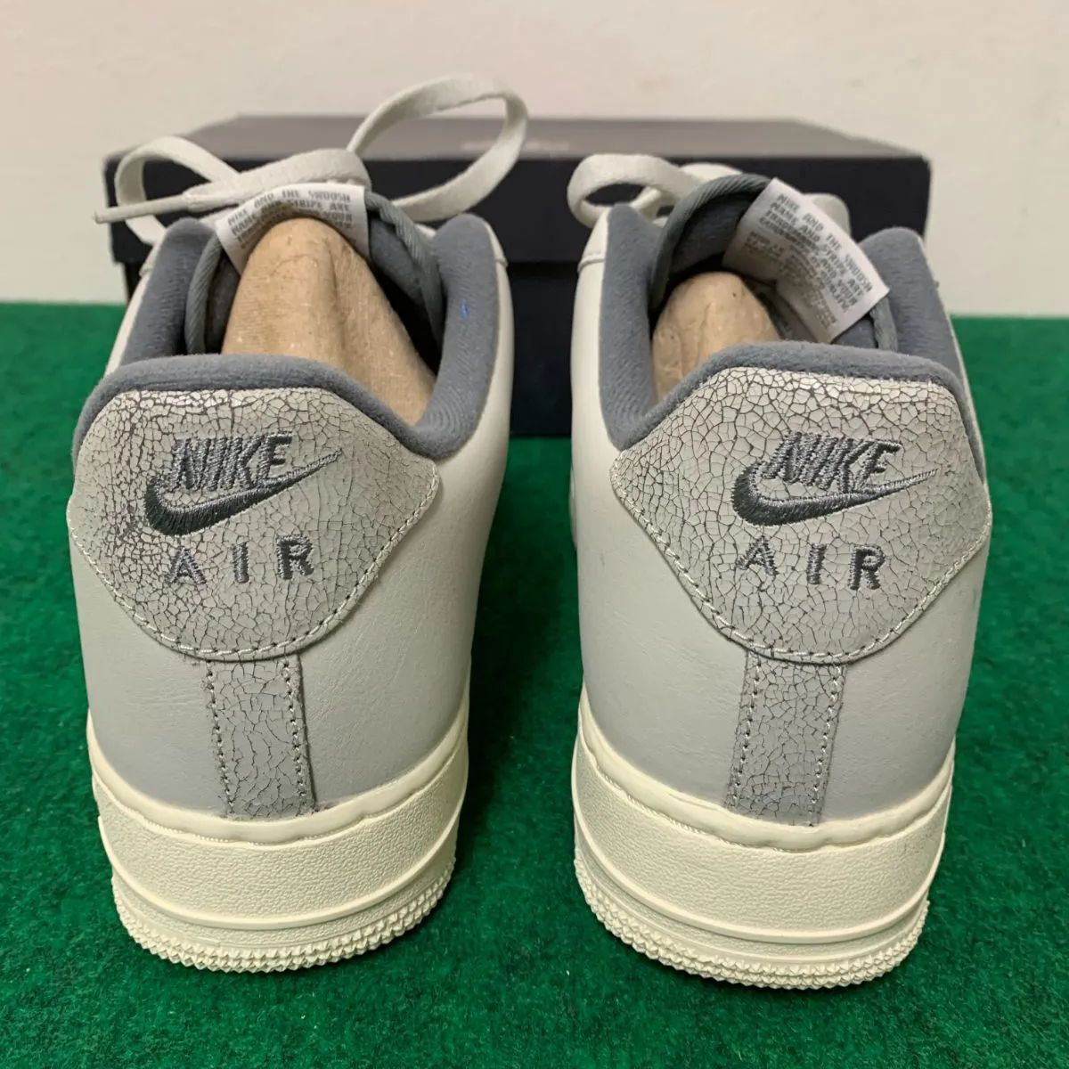 〇【未使用品】AIR FORCE 1 07 LX ナイキ エアフォース 29.0cm グレー