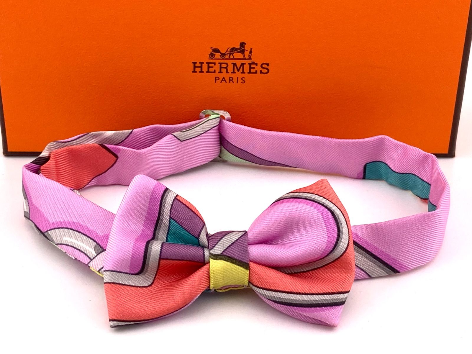 エルメス 蝶ネクタイ HERMES エルメス 蝶ネクタイ ヌー・パピヨン