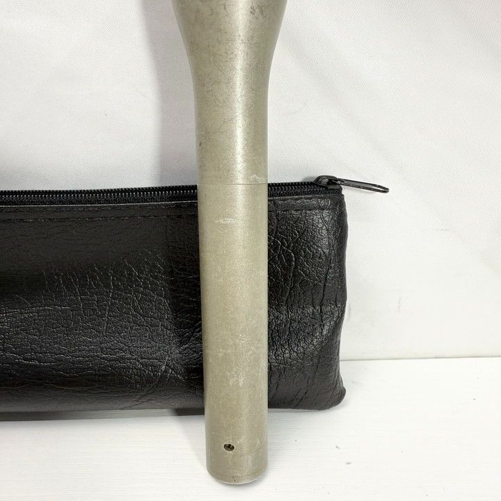 軽量かつ上品なボディ インタビュー