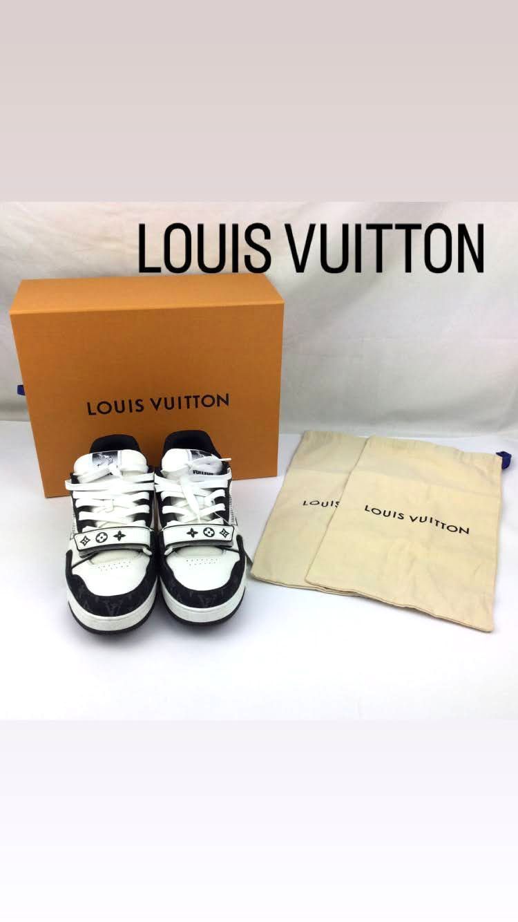 LOUIS VUITTON ルイヴィトン LV TRAINER MONOGRAM LINE SNEAKER