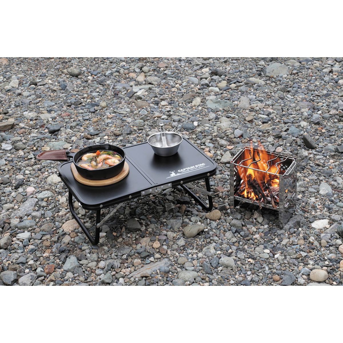 FDハンドテーブル 47×30(ブラック) キャンプ用品 アウトドア UC-546 ハッピーアウトレット メルカリ