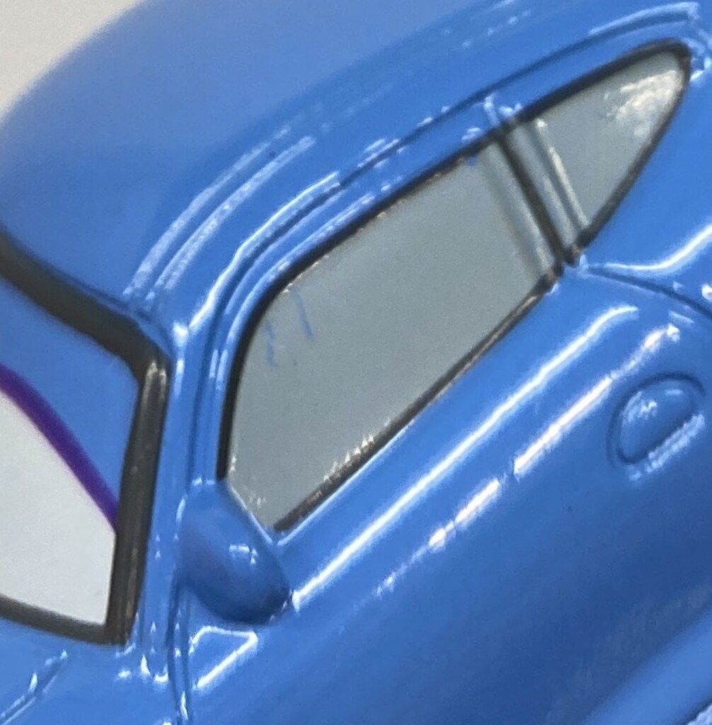 タカラトミー カーズ トミカ サリー(スタンダードタイプ) C-05 - メルカリ