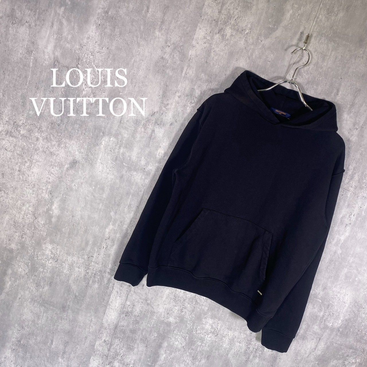 LOUIS VUITTON ルイヴィトン M パーカー