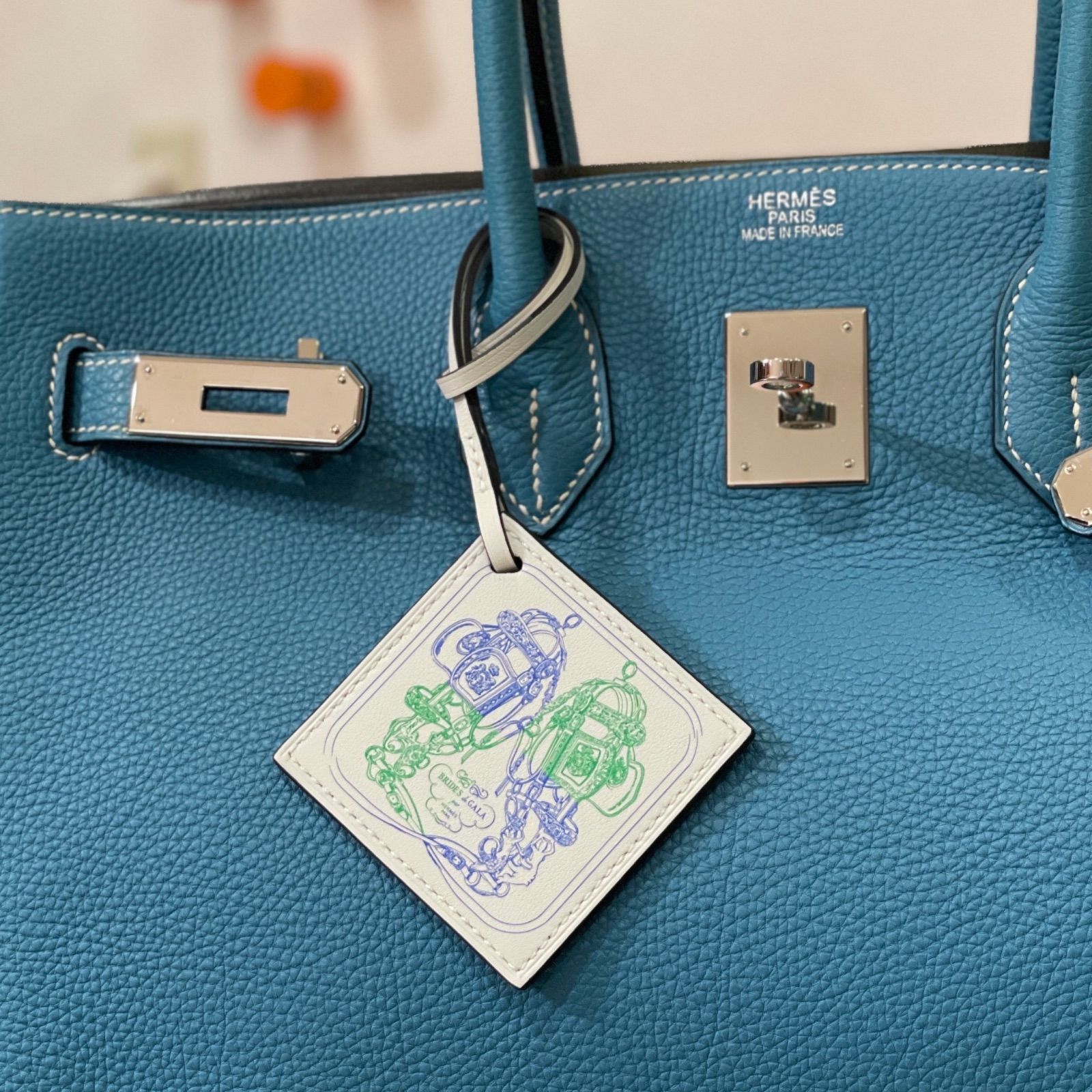 エルメス カレ ナノ チャーム BRIDES de GALA ブラン×ブルーロイヤル