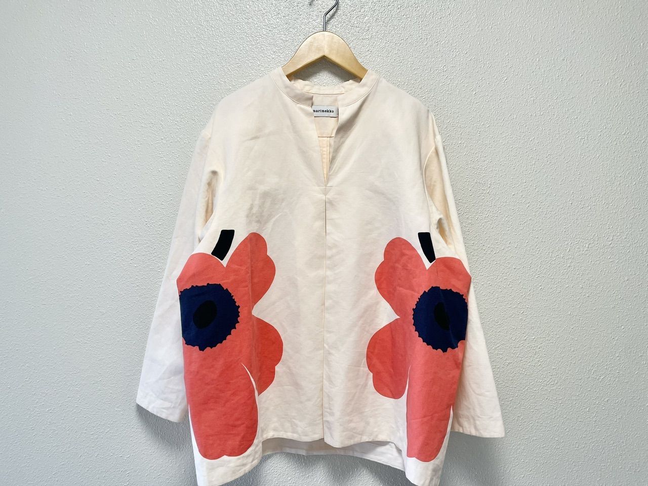 毎日更新！ marimekko マリメッコ KERRAN HEIJASTUS unikkoプリントプルオーバー 優れた