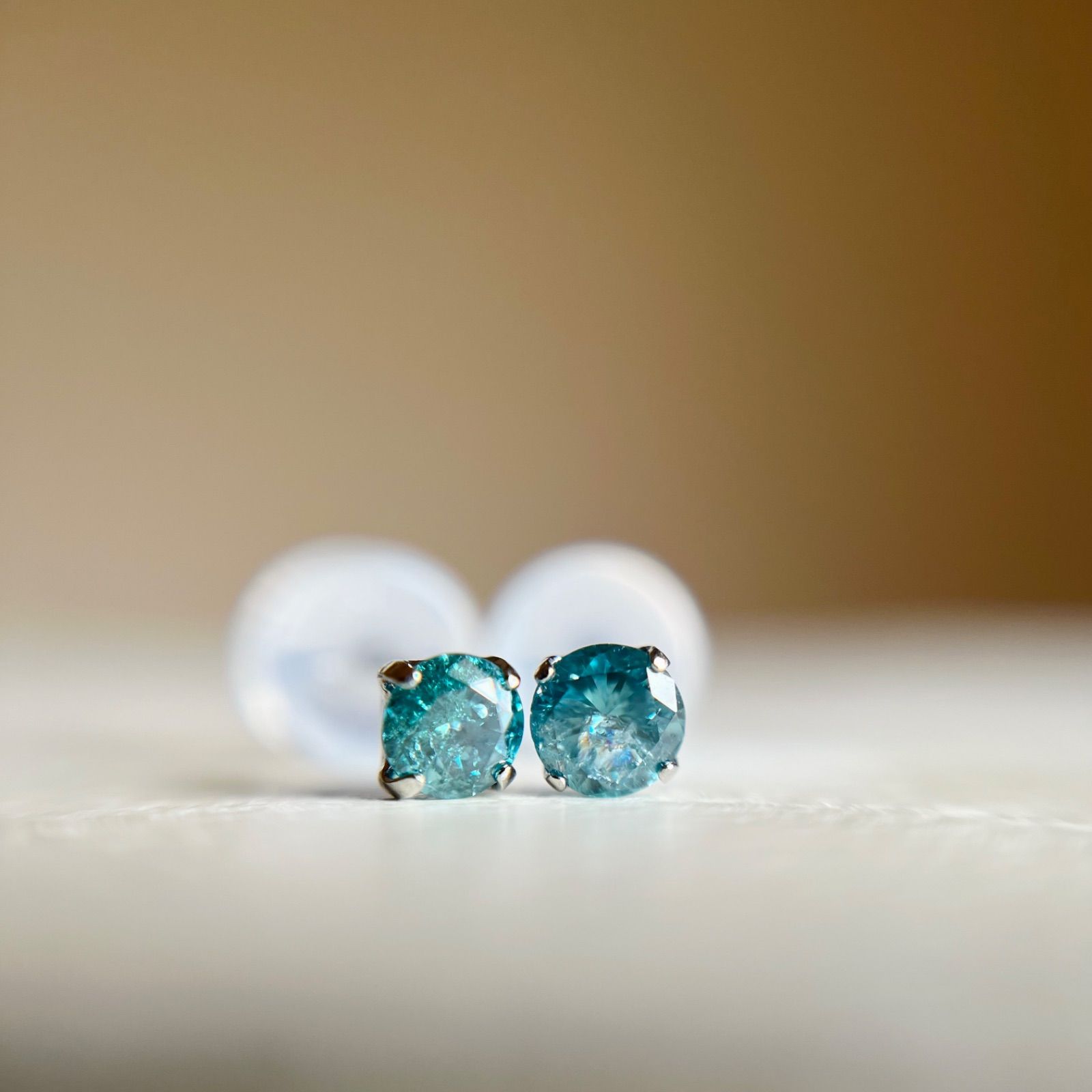 Pt900 天然ブルートリートダイヤモンド 0.22ct ピアス Diamond