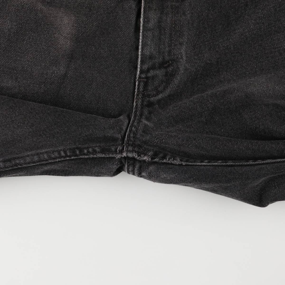 ブラックデニム テーパードデニムパンツ
