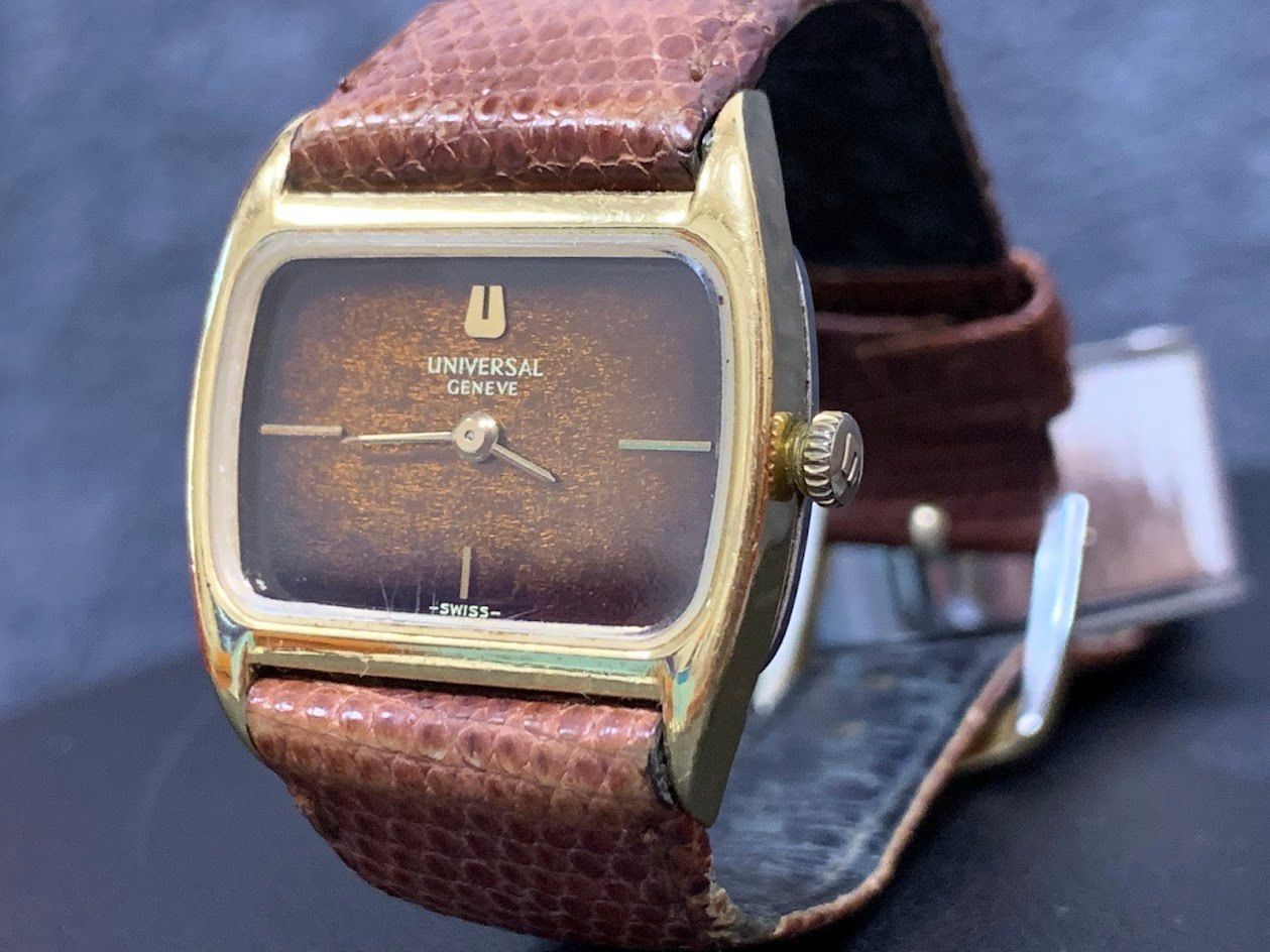 ☆ UNIVERSAL GENEVE ユニバーサルジュネーブ 腕時計 手巻き vintage