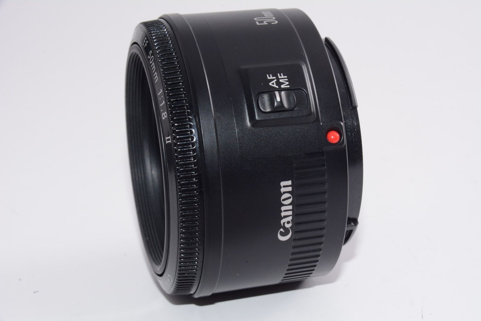 【外観特上級】Canon 単焦点レンズ EF50mm F1.8 II フルサイズ対応 外観特上級】Canon 単焦点レンズ EF50mm F1.8 II 【公式通販】