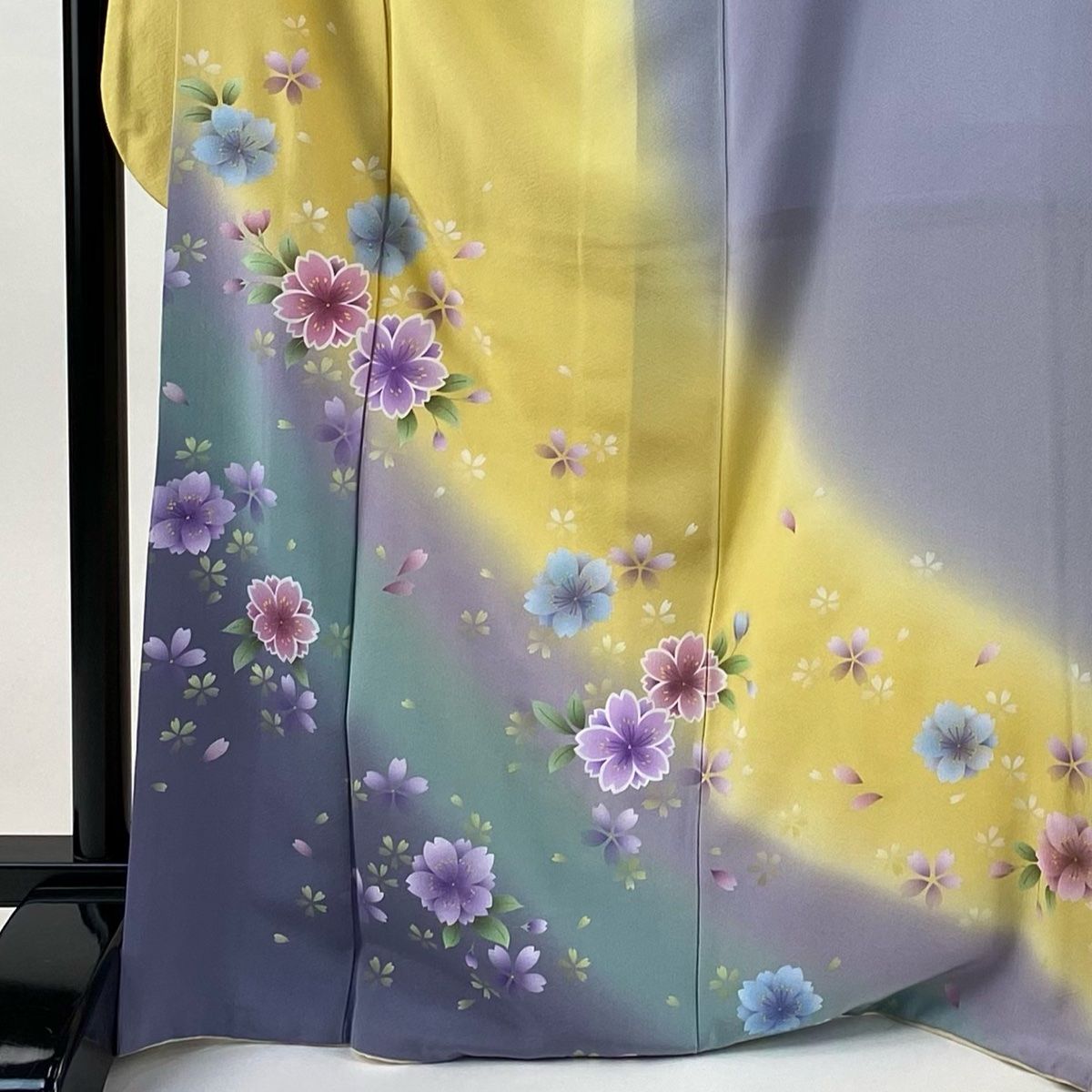 豪華 季節の花々 金彩 牡丹 梅 桜 椿 撫子 薄黄色 袷 正絹 振袖襦袢セット miyagawa-kimono_sb13300