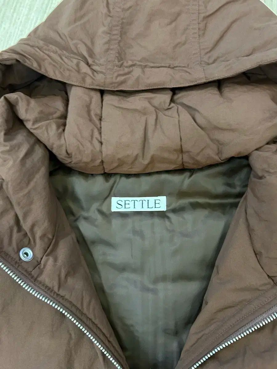 茶色 フード ダウンジャケット ブルゾン