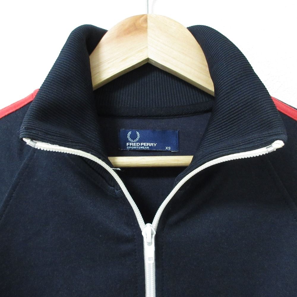 美品✨フレッドペリー トラックジャケット ネイビー系 ロゴ刺繍 袖